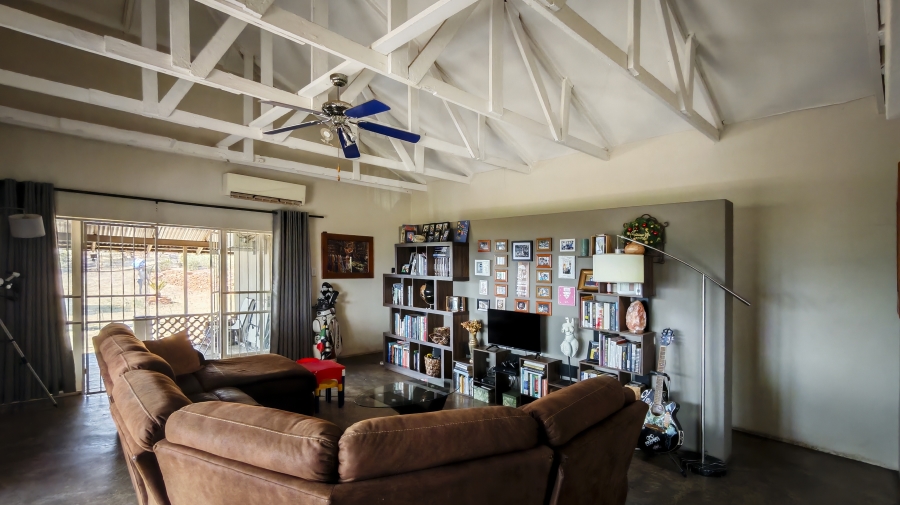 Commercial Property for Sale in Broederstroom North West
